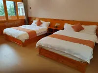 Daerjie Homestay (Zhonglu Jikayi XI ZANG Village) - เปิดใหม่