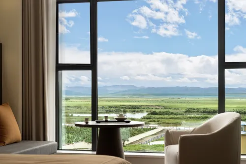 Zoige Huayuan Meadow Village (Yellow River First Bend of Nine Curves) - 4-Star