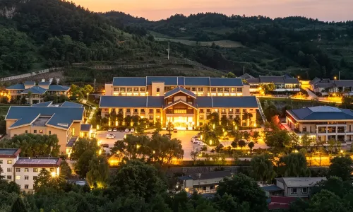 Tianshui Maiji Mountain Hot Spring Tourism Hotel
