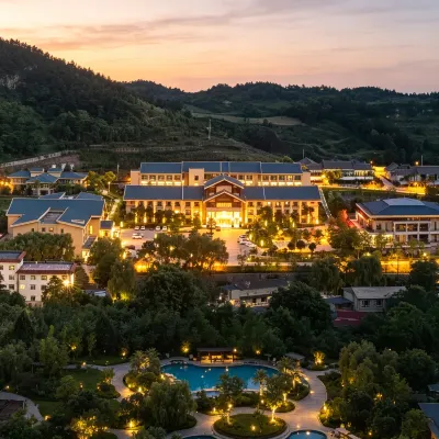 Tianshui Maiji Mountain Hot Spring Tourism Hotel Hotels near Immortal Cliff