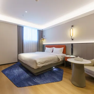 NOVARE Snail · Nuo Jing Hotel (Dalian Zhongshan Square) Hotels near Dalian Harbour Square