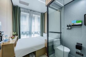 Philosopher's Apartment (Zhongshan Park Wuning Road Subway Station Store)