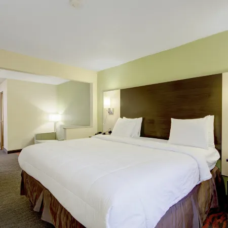 Saint Joseph Inn & Suites Benton Harbor Near I-94