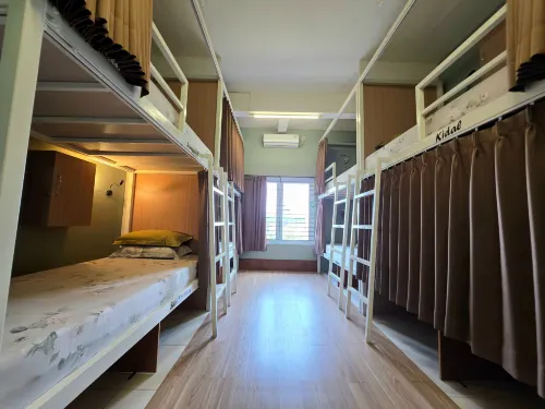 Little Malang Hostel - Hostels