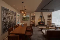 Shuiji Art Hotel - Bãi đậu xe