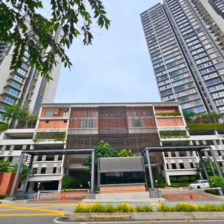 Clio 2 Modern 3BR | Near IOI Mall Putrajaya, MAEPS & Hospitals Serdang
