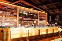 Yin Hotels - bar