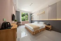 Mountain Whispers lnn - Kitchens
