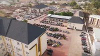 CRISPAN SUITES & EVENT CENTRE - 3-Star