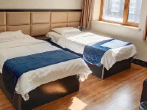 Huadian Honeycomb Fashion Hostel Hotels in Huadian