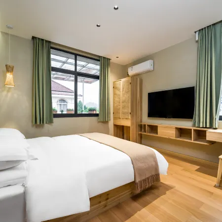 Taining Shangqinggu Homestay Inn