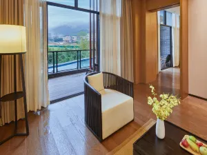 Guangyue Zun Guiping Zen Hotel