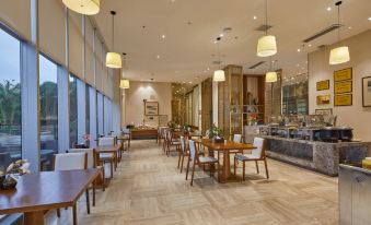 Guangyue Zun Guiping Zen Hotel