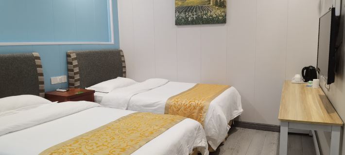 Yunduo Business Hotel (Jixian Road Petrochemical) Hotele w: Anqing