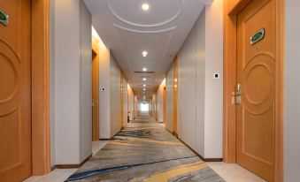 Vienna International Hotel (Shenzhen Jihua Road Shangxue)