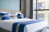 Holiday Inn Parkview Отели рядом с достопримечательностью «Хэфэ-Магистрали, Университетский Специалистический Школы (Колледж Мейхуу)»