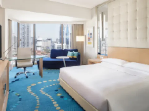 르네상스 상하이 위 가든 호텔, 더 번드, 난징 로드 상하이 호텔