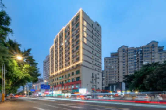 花度影院西街酒店（泉州古城店） 鄰近清源洞的酒店