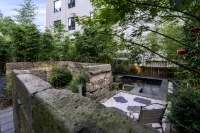 Huangshan Lotus Hot Spring Hotel - Hot Springs
