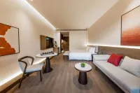 Secluded Longwan Hot Spring Hotel - balcony
