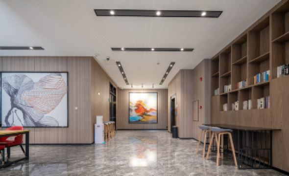 Gluck Hotel (Guangzhou North Station Huadu Square)