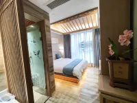 EGRET ART HOTEL
