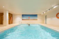 Novotel Melbourne Glen Waverley - Pools