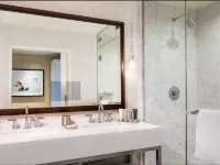 JW Marriott Los Angeles L.A. LIVE Hotels near Paramount Studios