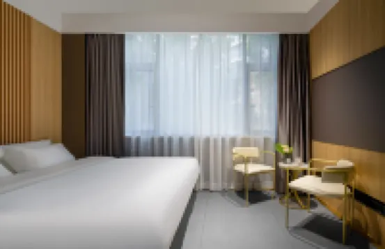 意柏輕奢酒店（福田口岸店） 鄰近深圳水圍商業步行街的酒店