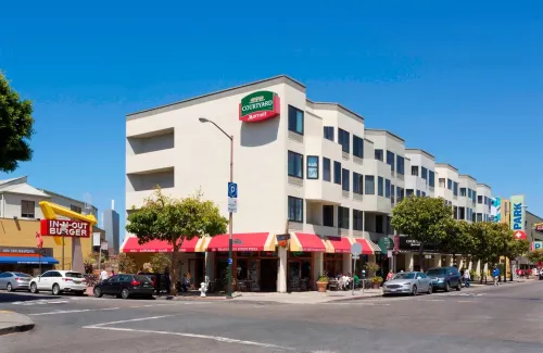 Courtyard by Marriott San Francisco Fisherman's Wharf