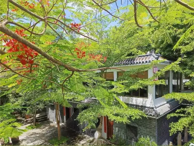 Floral Hotel · Banyan Bower Yard Hotel (R&F Ocean Culture City Store) Hotels in Lingshui