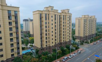 Cozy Space Homestay (Changqing High-speed Railway Station)