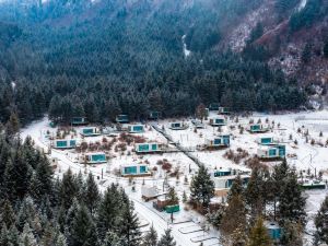 Ctrip Holiday Farm (Womeiju Jiuzhai Forest Earth Cabin Joint Venture)