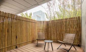 Stone&Bamboo Hotel (Nanjing South Railway Station )