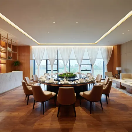 Long Di Yue Lang Hotel
