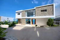 Villa the Wave 2 Residence