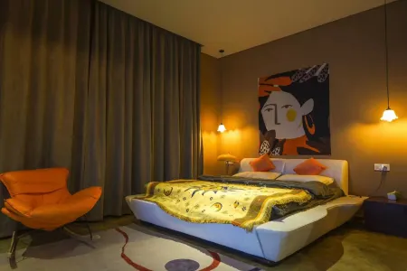 Feidong White Horse Residential Accommodation Отели рядом с достопримечательностью «Liujiafan Ancient Dwellings»