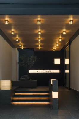 SFEEL Designer Hotel (Chengdu Kuanzhai Alley Tonghuimen Subway Station)