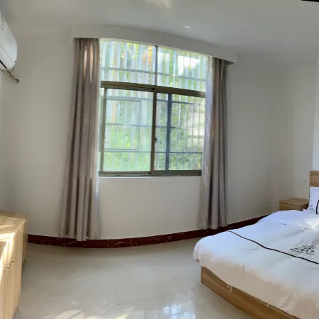 Wuzhishan Peak Homestay