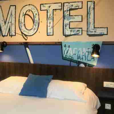 Logis Hôtel Au Chêne Vert Rooms