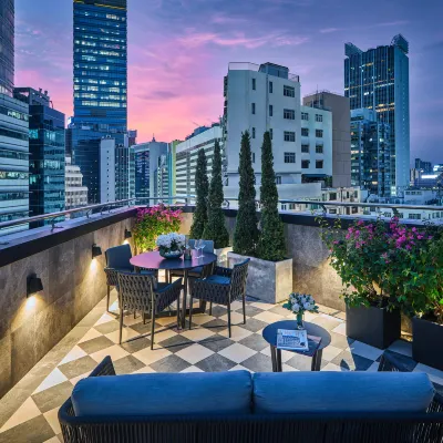 V Causeway Bay Serviced Apartment Hôtels à proximité de : Lee Gardens Two