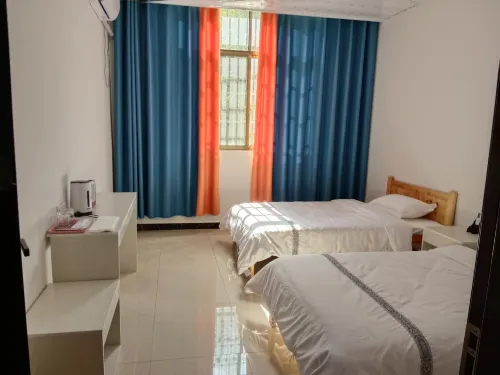 Yunshu Chinese Inn (Huangbaishan Tourist Service Center)