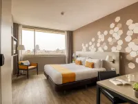 Citadines Ramblas Barcelona Hotels near Barcelona Cathedral