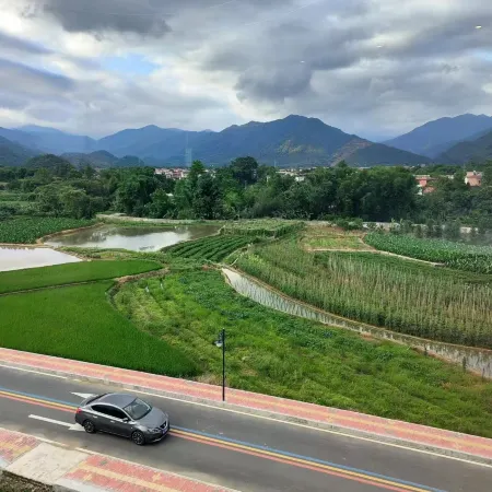 Danxia Impression .Mifeng Homestay