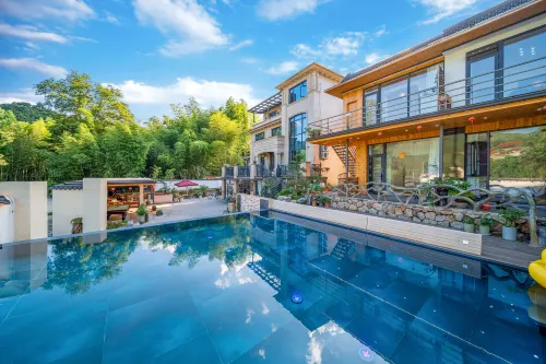 Guyu · MAZE Mansen · Treehouse Pool Pet-friendly Garden Family Homestay (OMG Heartbeat Paradise)