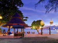Hotel and Beach Bungalow at Lanta Resort Hotels near Long Beach
