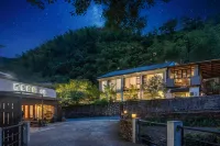 Xicen Summer House on Mogan Mountain