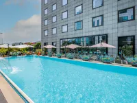 iH Hotels Milano Lorenteggio Hôtels à proximité de : Métro Inganni