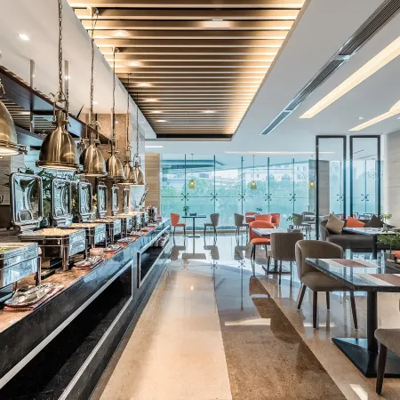 Yiwu International Mansion Hotel