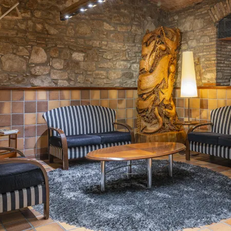 Hotel Rialto Отели рядом с достопримечательностью «Старый город»